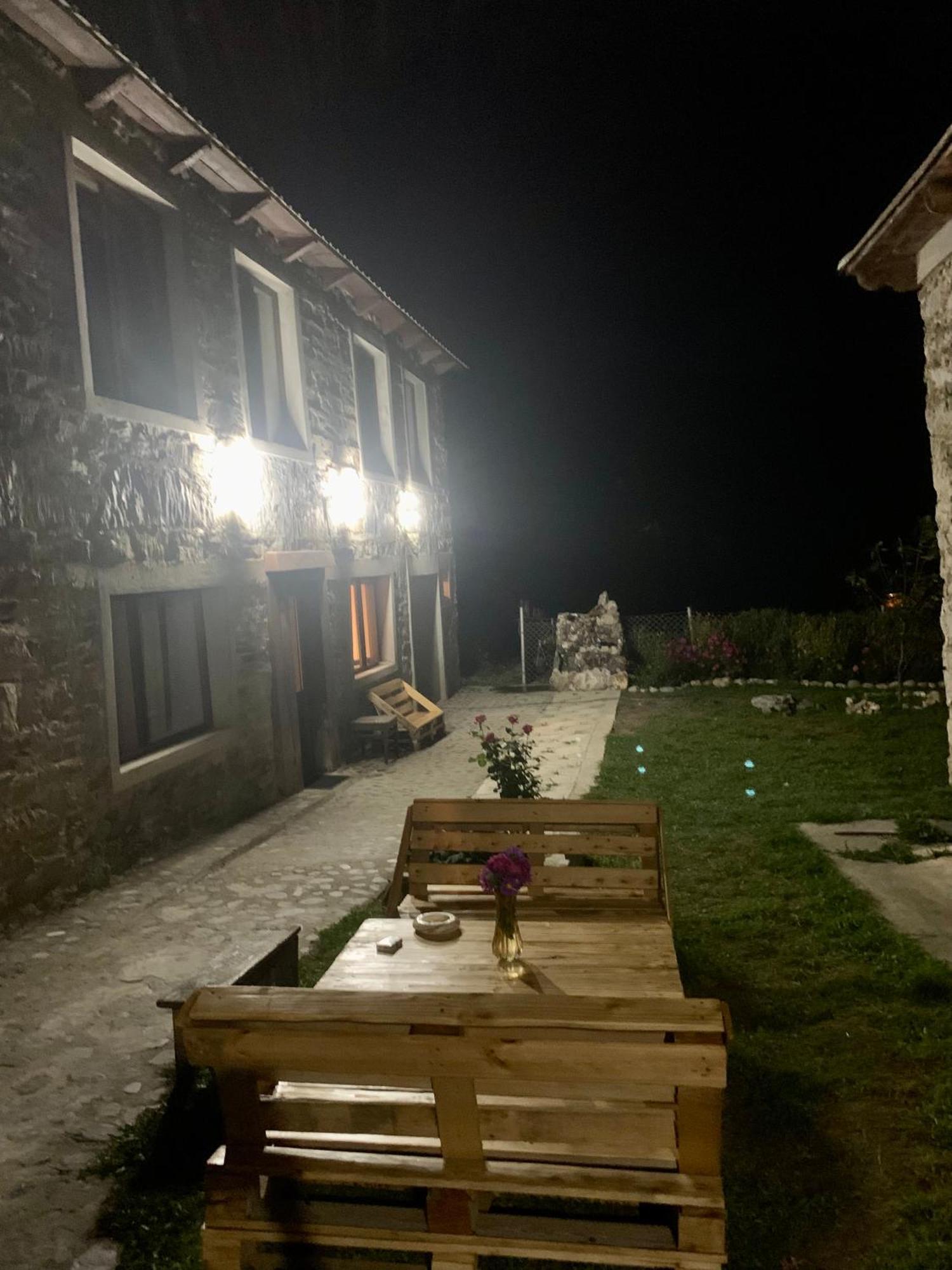 River Side Svaneti Μέστια Εξωτερικό φωτογραφία